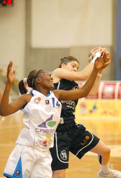 Fase Ascenso Liga Femenina 2 a L.Femenina, Semifinales, DON PISO GIRONA - COP CRESPI - JOVENTUT MARIANA
