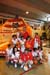 Fernando Romay posa con el equipo de baloncesto del centro penitenciario de Brieva en la presentación del Programa Baloncesto Sin Límites