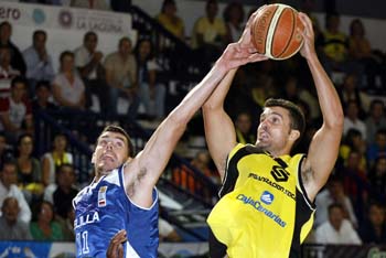 C. DE LA LAGUNA - CLUB MELILLA BALONCESTO