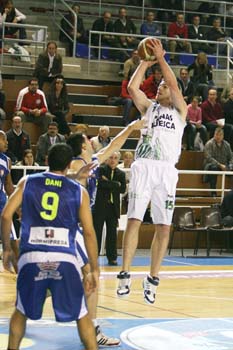 Adecco LEB PLATA, CB TARRAGONA 2.017 - C.B. PEÑAS HUESCA