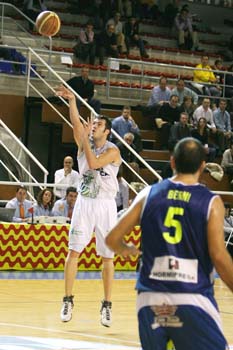 Adecco LEB PLATA, CB TARRAGONA 2.017 - C.B. PEÑAS HUESCA