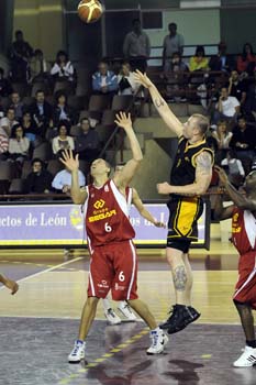 GRUPO BEGAR LEON - BASQUET MALLORCA